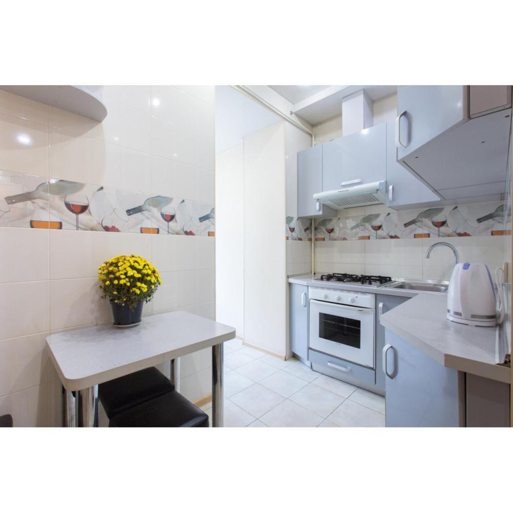 Apartment On Naukova 카리프 외부 사진